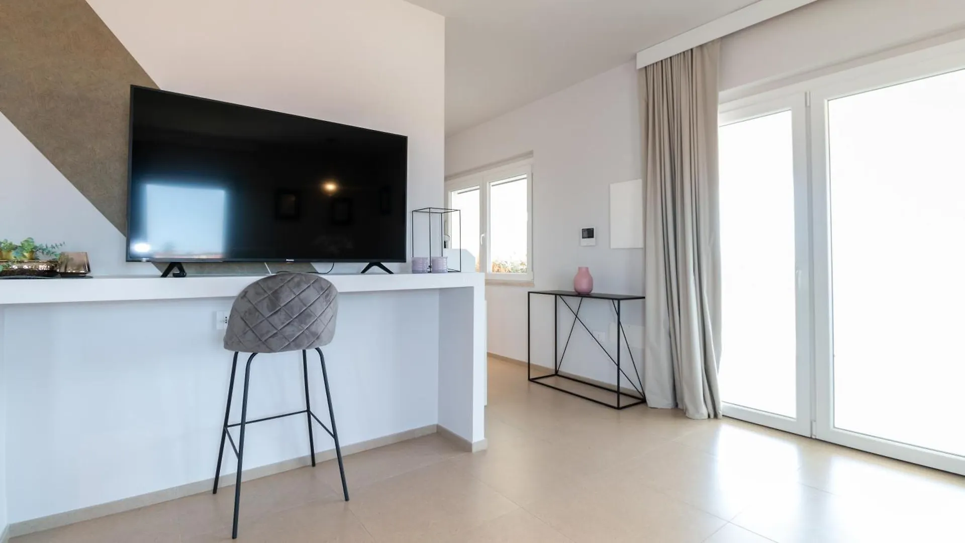 Attico Leopardi 100 - Cabras By Sardinianworld Apartman